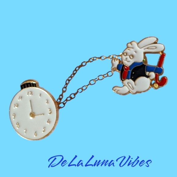 Alice In Wonderland White Rabbit. 2-Piece linked together with chain Pin - Picture 1 of 5